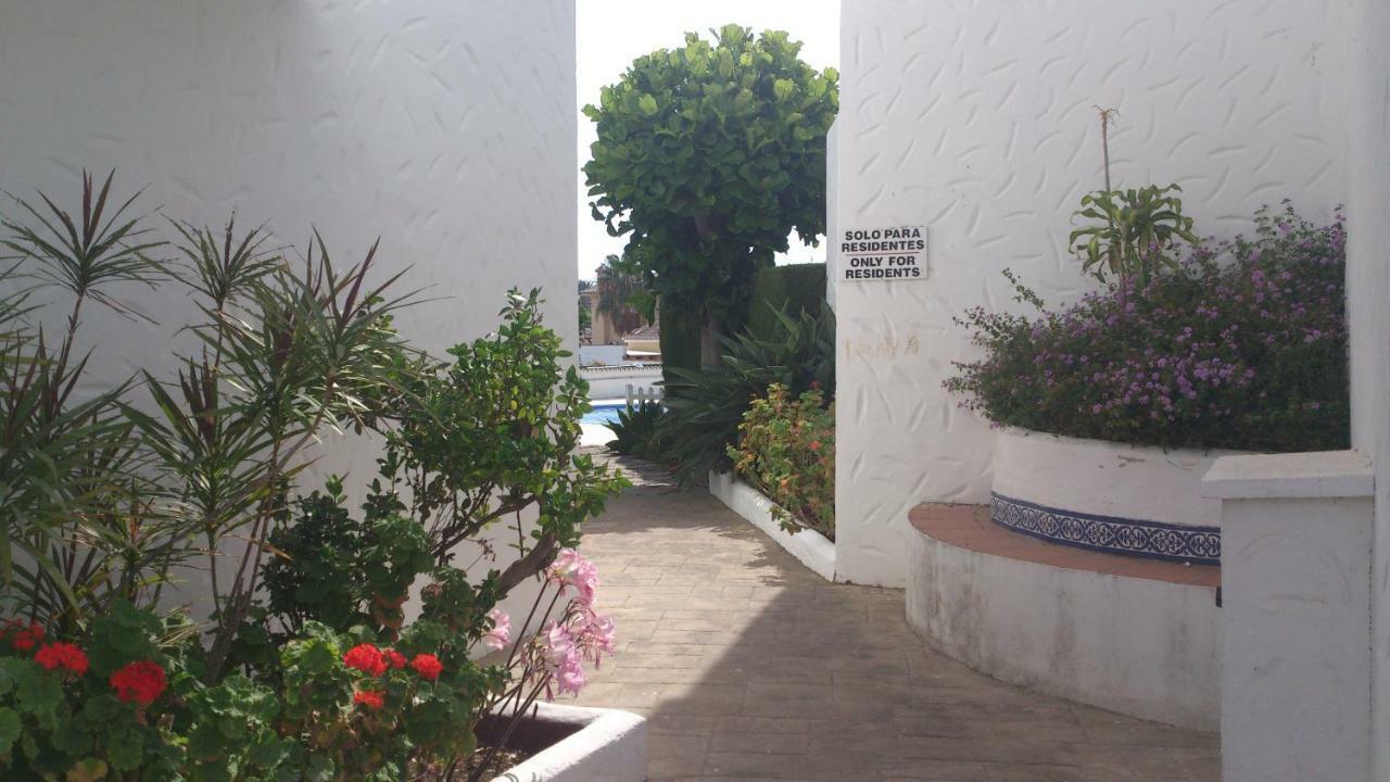 Villa Adosado Estepona Exterior foto